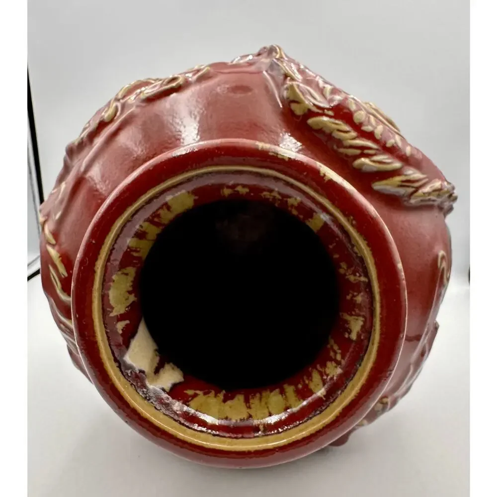 Chinese Vintage Sang de Boeuf Oxblood Glaze Ceramic Vase with Twin Dragons